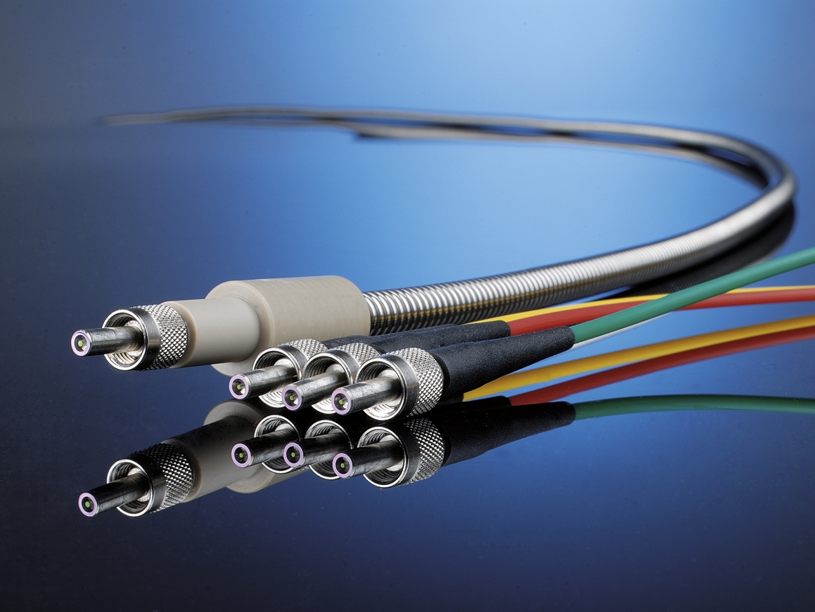 Оптоволоконный провод. Оптоволокно (Fiber Optic). Fiber Optic Cable. Rosenberger Fiber Optic Cable. Оптоволокно 240.